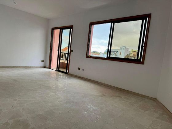 Foto 2 de Piso en venta en Los Realejos-Icod El Alto de 3 habitaciones con balcón