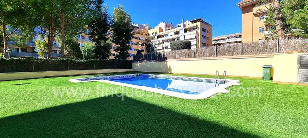Foto 1 de Venta de piso en Els Canyars de 4 habitaciones con terraza y piscina