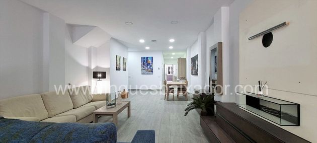 Foto 1 de Piso en venta en Centre - Colomeres - Rambles de 3 habitaciones con terraza y aire acondicionado