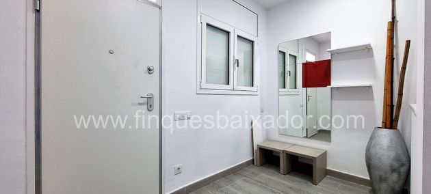 Foto 2 de Piso en venta en Centre - Colomeres - Rambles de 3 habitaciones con terraza y aire acondicionado
