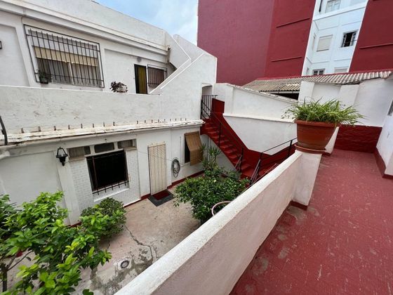 Foto 1 de Venta de chalet en Centro Ciudad de 4 habitaciones con terraza y garaje