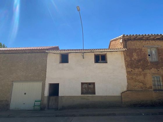 Foto 2 de Casa en venta en calle Gordaliza de 2 habitaciones con jardín
