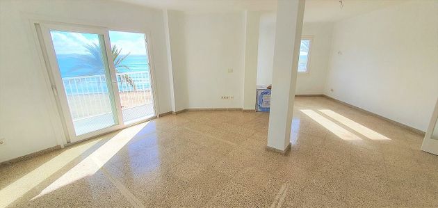 Foto 2 de Alquiler de piso en Can Pastilla - Les Meravelles - S'Arenal de 3 habitaciones con terraza y muebles