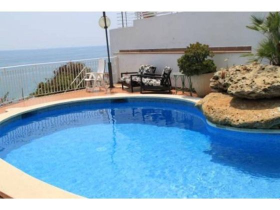 Foto 1 de Xalet en venda a Canet de Mar de 5 habitacions amb terrassa i piscina