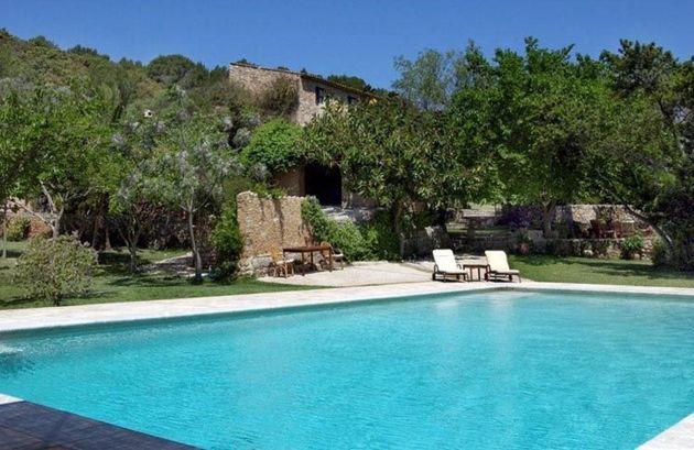 Foto 1 de Venta de chalet en Artà de 4 habitaciones con terraza y piscina
