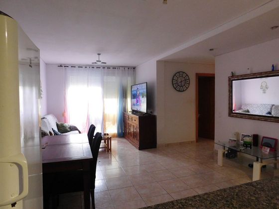 Foto 1 de Piso en venta en Ciutadella de 2 habitaciones con terraza y garaje