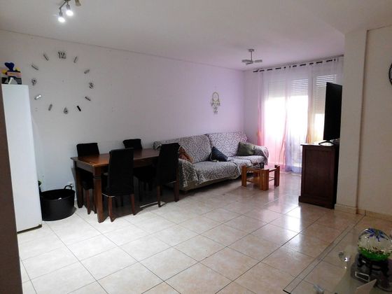 Foto 2 de Piso en venta en Ciutadella de 2 habitaciones con terraza y garaje