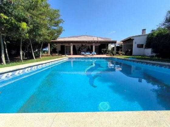 Foto 2 de Casa en venta en Ciutadella de 4 habitaciones con terraza y piscina