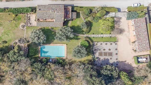 Foto 1 de Venta de casa rural en Cruïlles de 5 habitaciones con terraza y piscina