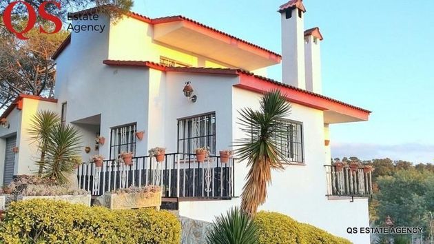 Foto 2 de Xalet en venda a Mas Altaba-El Molí de 4 habitacions amb terrassa i piscina