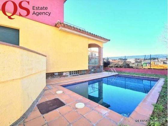 Foto 2 de Venta de chalet en Escala, L´ de 4 habitaciones con terraza y piscina
