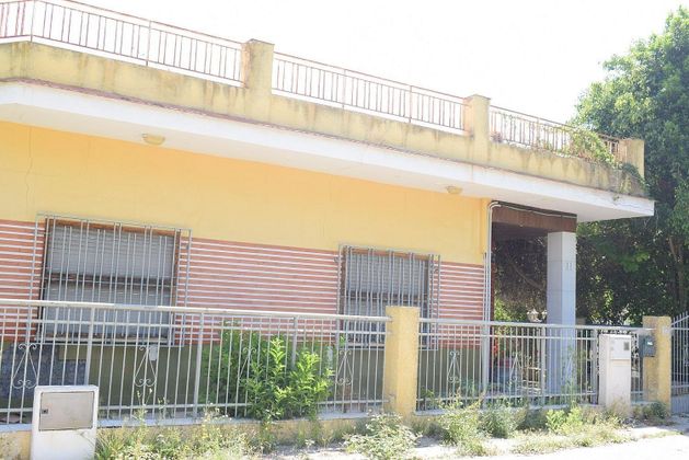 Foto 2 de Casa rural en venda a calle Diseminado Mayor de 4 habitacions amb terrassa i piscina