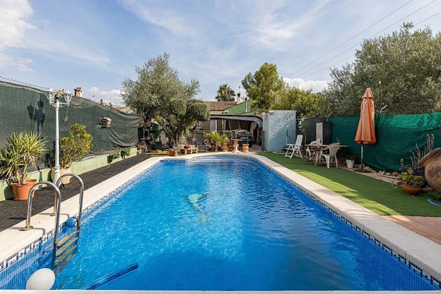 Foto 1 de Casa rural en venda a calle De Las Casas de 3 habitacions amb terrassa i piscina