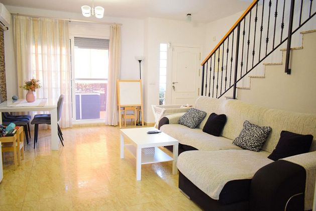 Foto 1 de Casa en venda a Alguazas de 4 habitacions amb garatge i balcó
