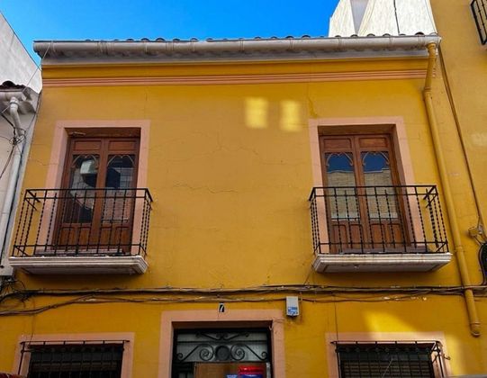 Foto 1 de Casa en venda a calle Merced de 5 habitacions amb terrassa i balcó