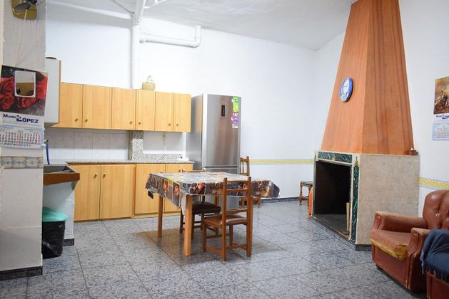 Foto 2 de Venta de casa en Cehegín de 4 habitaciones con terraza y garaje