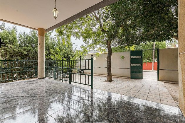 Foto 1 de Xalet en venda a La Alcayna de 5 habitacions amb terrassa i piscina