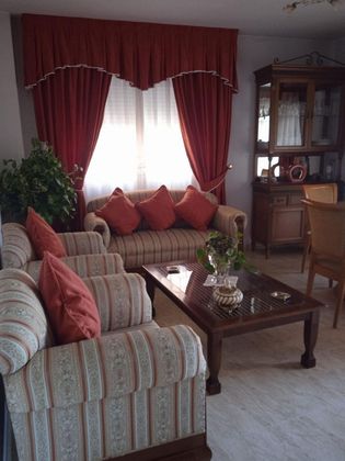 Foto 2 de Piso en alquiler en Los Garres de 3 habitaciones con muebles y balcón