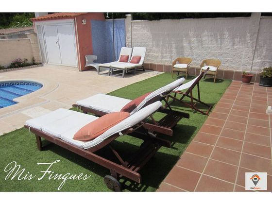 Foto 2 de Venta de casa en Els Masos de 4 habitaciones con terraza y piscina