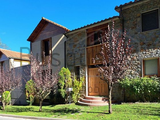 Foto 1 de Casa en venda a calle Plana del Molí Petit de 5 habitacions amb terrassa i garatge