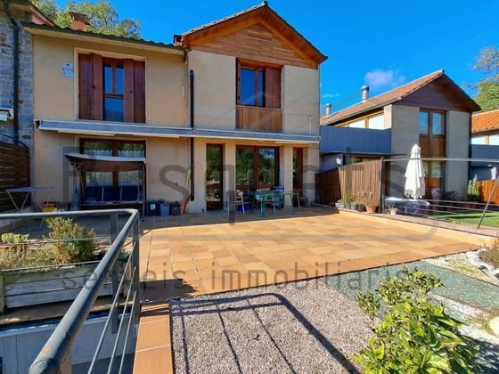 Foto 2 de Casa en venda a calle Plana del Molí Petit de 5 habitacions amb terrassa i garatge