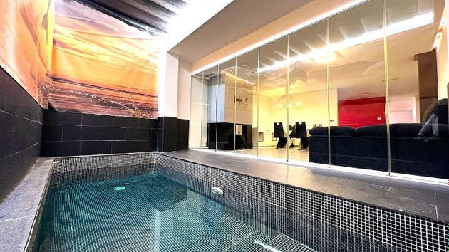 Foto 1 de Venta de casa adosada en Centro - Torrevieja de 2 habitaciones con piscina y aire acondicionado