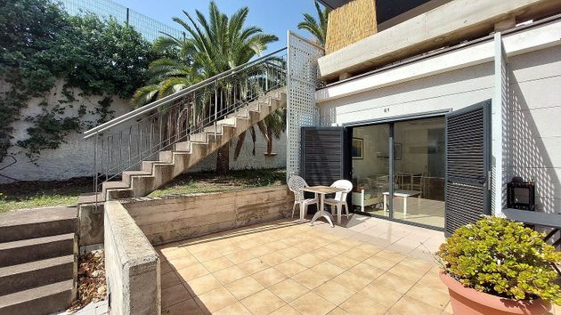 Foto 1 de Estudi en venda a calle Saulo Torón amb terrassa i garatge