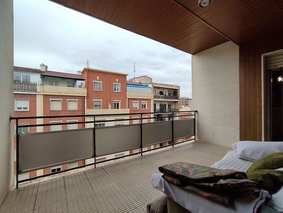 Foto 2 de Pis en venda a Centro - Logroño de 4 habitacions amb terrassa i balcó