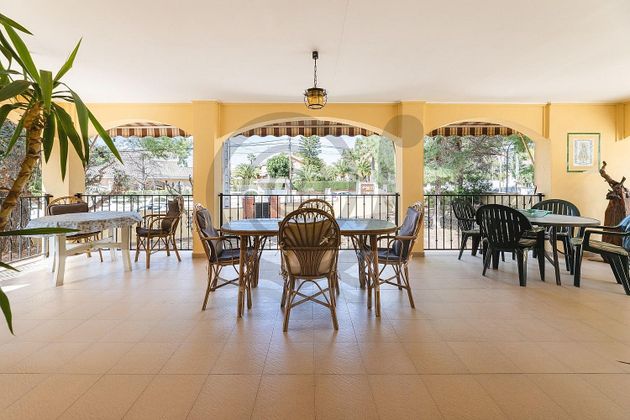 Foto 1 de Chalet en venta en Rascanya de 3 habitaciones con terraza y piscina