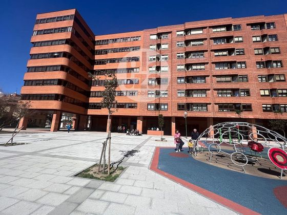 Foto 1 de Venta de piso en Plaza España - Villa Pilar - Reyes Católicos - Vadillos de 5 habitaciones con terraza y garaje