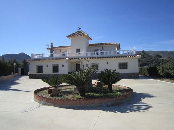 Foto 2 de Xalet en venda a Pinos de Alhaurín - Periferia de 5 habitacions amb terrassa i piscina
