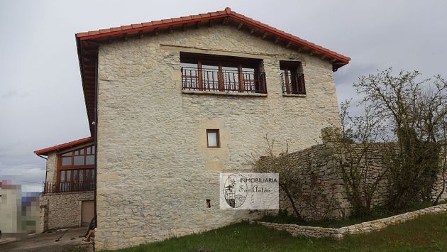 Foto 2 de Xalet en venda a Valle de Losa de 5 habitacions amb jardí i calefacció