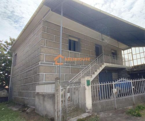 Foto 1 de Xalet en venda a Baños de Molgas de 4 habitacions amb jardí i balcó
