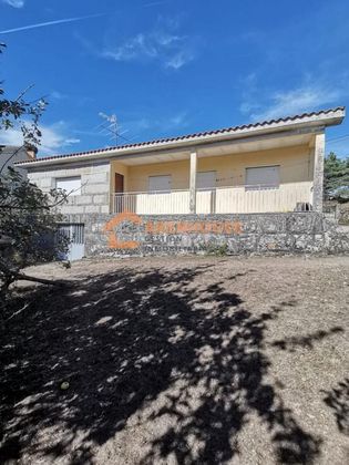 Foto 2 de Xalet en venda a San Cristovo de Cea de 4 habitacions amb terrassa i garatge