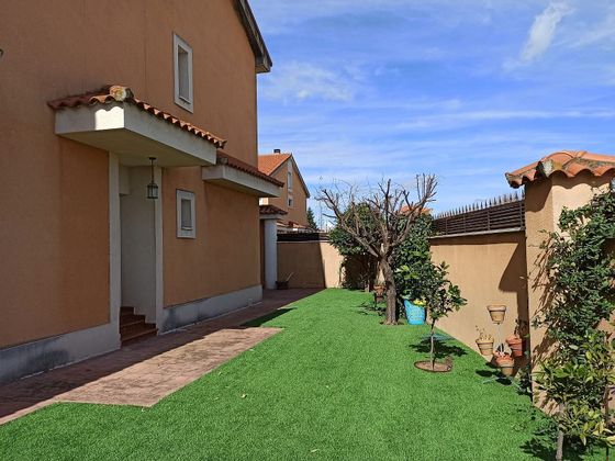 Foto 2 de Casa en venda a Patrocinio - Nueva Talavera de 4 habitacions amb terrassa i garatge