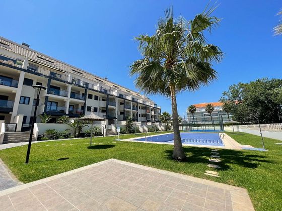 Foto 2 de Alquiler de ático en calle Mar Jonica de 2 habitaciones con terraza y piscina