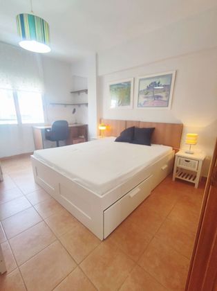 Foto 1 de Piso en alquiler en calle De Cuenca Tramoyeres de 3 habitaciones con muebles y balcón