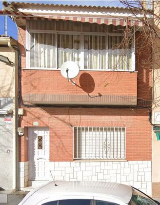 Foto 1 de Casa adossada en venda a calle De la Iglesia de 2 habitacions i 180 m²