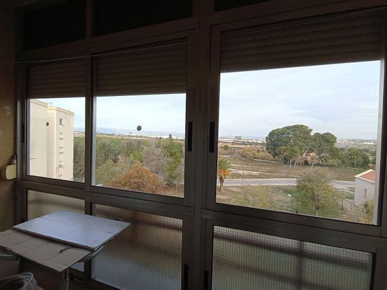 Foto 2 de Pis en venda a Torreforta de 3 habitacions amb balcó i aire acondicionat