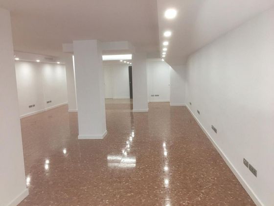 Foto 1 de Venta de piso en Nou Eixample Sud de 1 habitación con aire acondicionado y ascensor