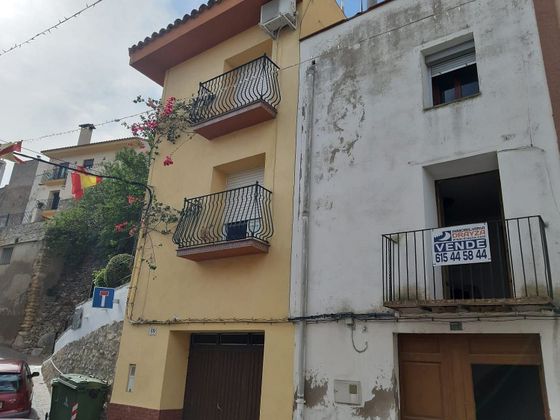 Foto 1 de Casa en venda a calle Nou de 3 habitacions amb terrassa
