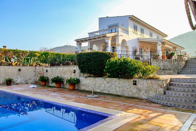 Foto 1 de Chalet en venta en Port d'Andratx de 5 habitaciones con terraza y piscina