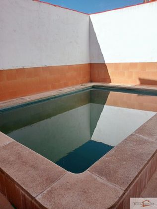 Foto 1 de Local en venda a El Coll d'en Rabassa amb terrassa i piscina