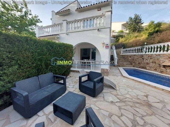 Foto 1 de Casa en venda a Urbanitzacions de 4 habitacions amb terrassa i piscina