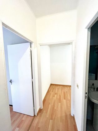 Foto 2 de Venta de piso en Teis de 2 habitaciones con calefacción y ascensor
