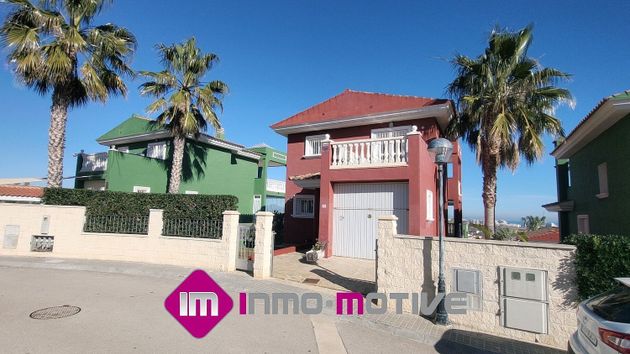 Foto 1 de Xalet en venda a urbanización Nova Peñíscola de 3 habitacions amb terrassa i piscina