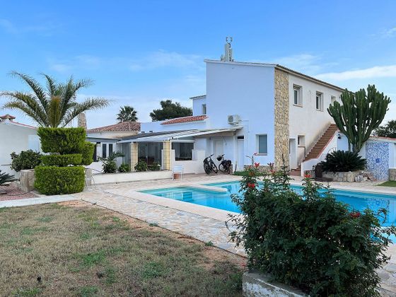 Foto 2 de Xalet en venda a La Pedrera-Vessanes de 8 habitacions amb terrassa i piscina