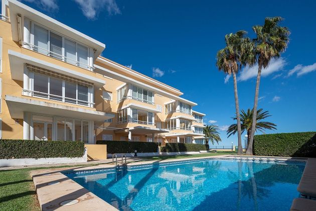 Foto 1 de Pis en venda a Les Marines/Las Marinas de 2 habitacions amb terrassa i piscina