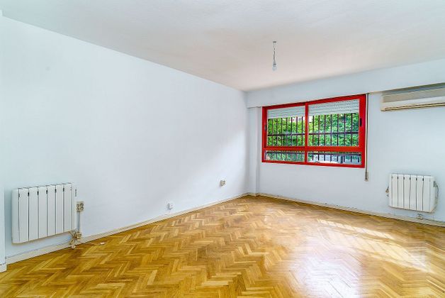Foto 2 de Piso en venta en Centro - Aranjuez de 2 habitaciones con terraza y aire acondicionado