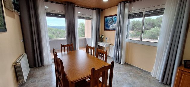 Foto 1 de Xalet en venda a Bisbal del Penedès, la de 6 habitacions amb terrassa i piscina